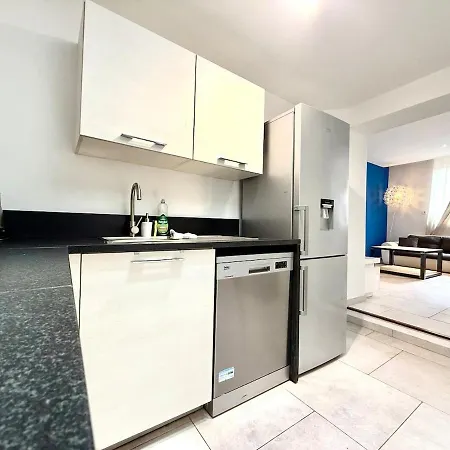 L'eva-ambre - 2 - Parking & Clim